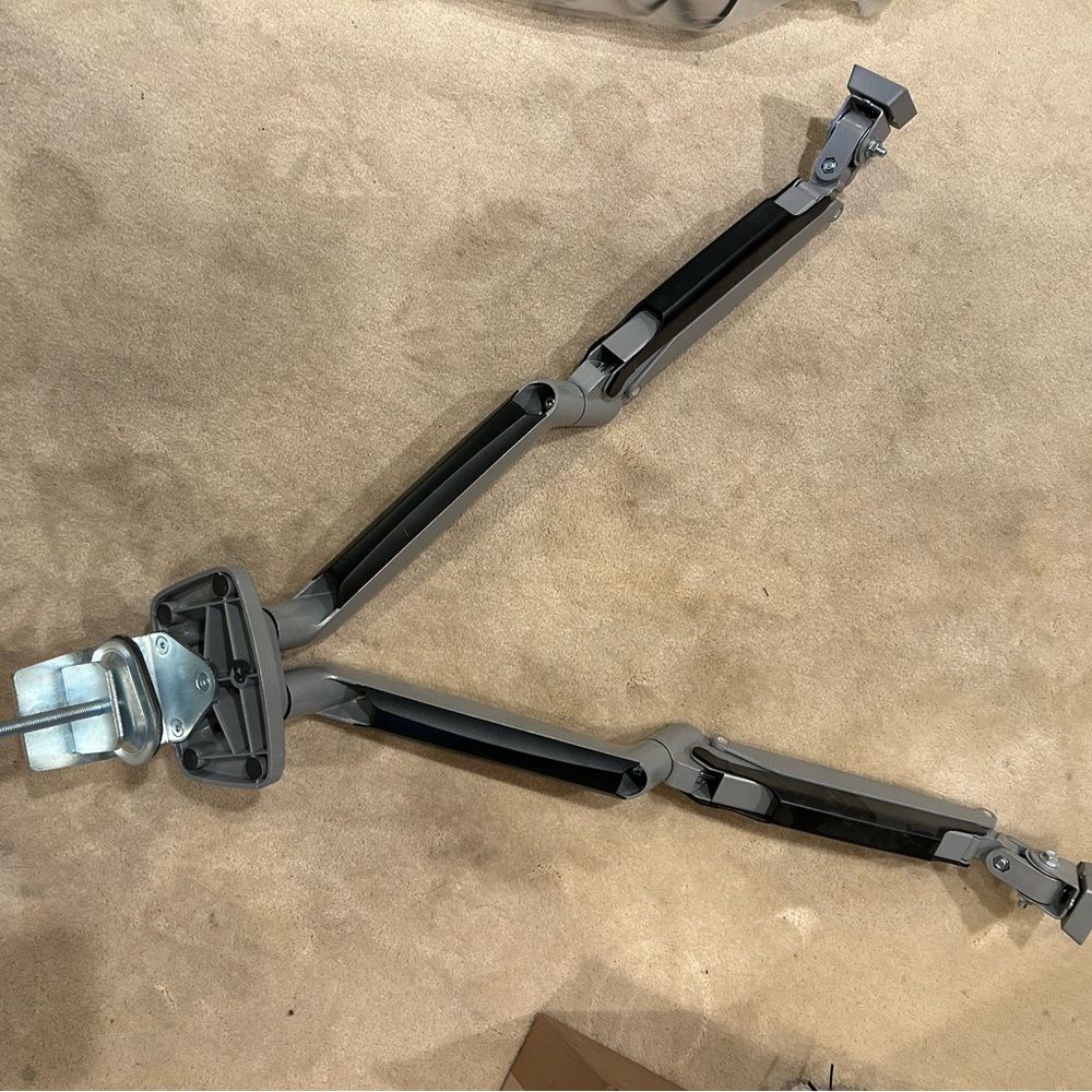 Adjustable Tripod Stand